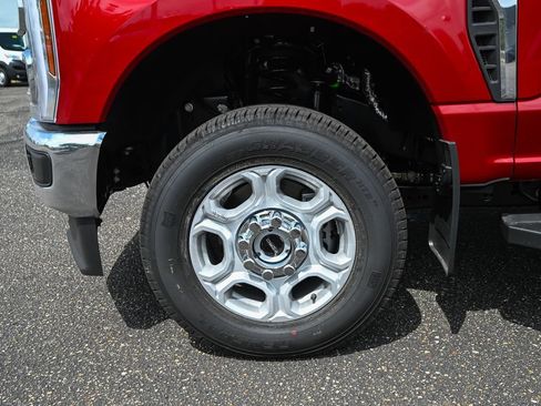 New 2026 Ford F250 XLT w/ XLT Premium Package AWD/4WD image 12