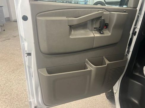 Certified 2024 Chevrolet Express 2500 w/ Driver Convenience Package RWD image 22