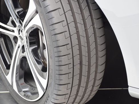 Certified 2025 Mercedes-Benz C 300 Sedan image 32