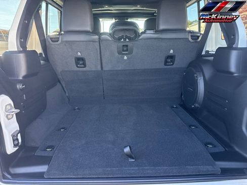 New 2026 Jeep Wrangler Unlimited Sahara AWD/4WD image 16