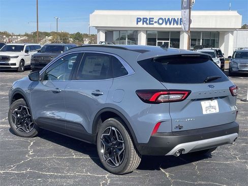 New 2026 Ford Escape Platinum image 3