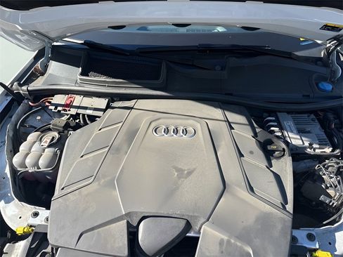Used 2021 Audi Q7 3.0T Premium Plus image 40