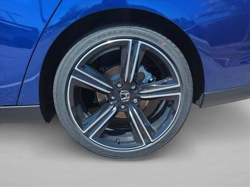 Certified 2025 Honda Accord Sport image 14