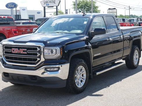 Used 2018 GMC Sierra 1500 SLE w/ SLE Value Package AWD/4WD image 7