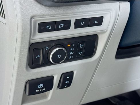 Used 2021 Ford F150 Limited AWD/4WD image 12