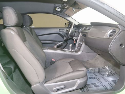 Used 2013 Ford Mustang GT w/ Security Pkg image 9