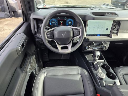New 2025 Ford Bronco Big Bend image 7