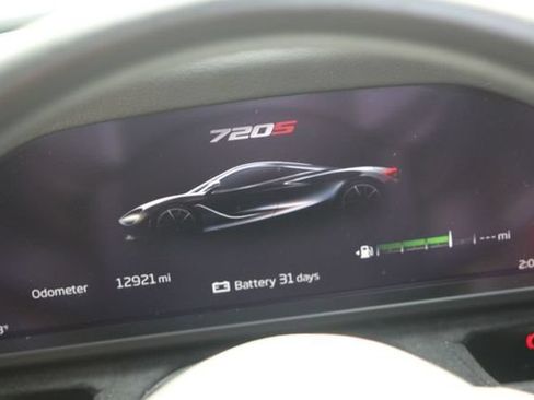 Used 2020 McLaren 720S Spider RWD image 28