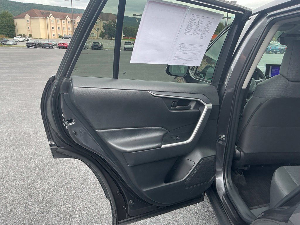 Certified 2024 Toyota RAV4 LE AWD/4WD image 26