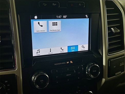 Used 2019 Ford F150 Lariat image 19