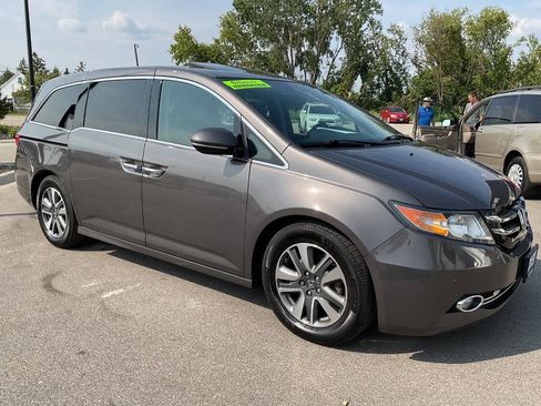 Used 2016 Honda Odyssey Touring Elite image 10