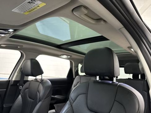 Used 2023 Kia Sorento X-Line EX image 7