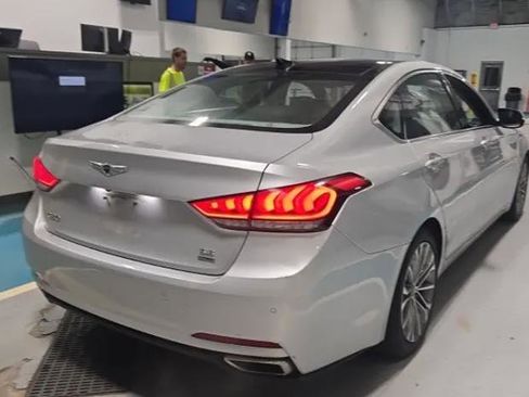 Used 2017 Genesis G80 3.8 w/ Option Group 03 image 3