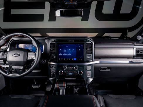 Used 2025 Ford F150 Raptor AWD/4WD image 3