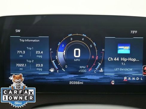 Used 2025 Chevrolet Traverse LT FWD image 11