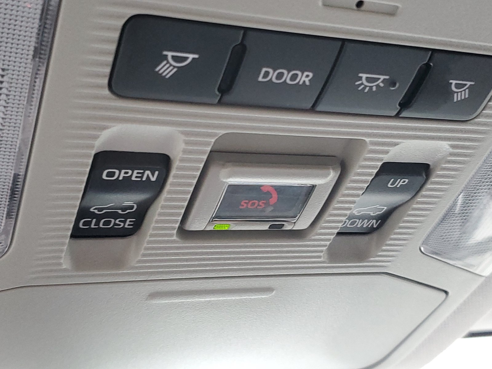 Used 2023 Toyota RAV4 XLE Premium AWD/4WD image 32