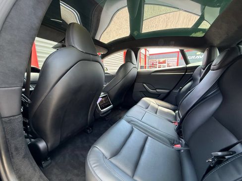 Used 2022 Tesla Model S AWD/4WD image 17