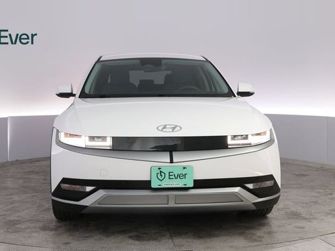 Used 2024 Hyundai Ioniq 5 SEL RWD image 12
