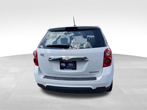 Used 2015 Chevrolet Equinox LS FWD image 4
