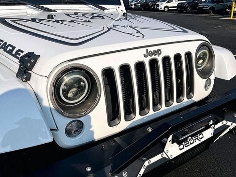 Used 2018 Jeep Wrangler Unlimited Sport AWD/4WD image 30