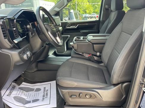 Used 2024 GMC Sierra 2500 SLE w/ SLE Value Package; AWD/4WD image 20