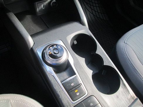 Used 2020 Ford Escape S image 16