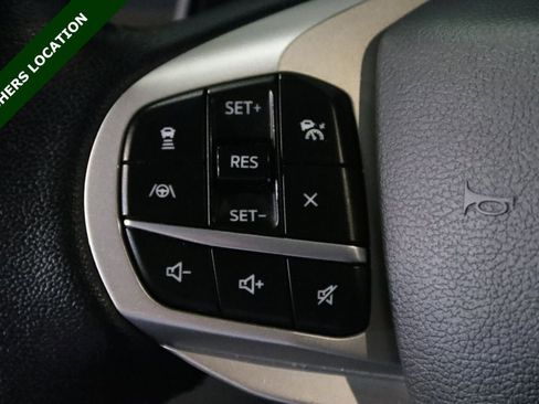 Used 2021 Ford Explorer Limited w/ Equipment Group 301A AWD/4WD image 20