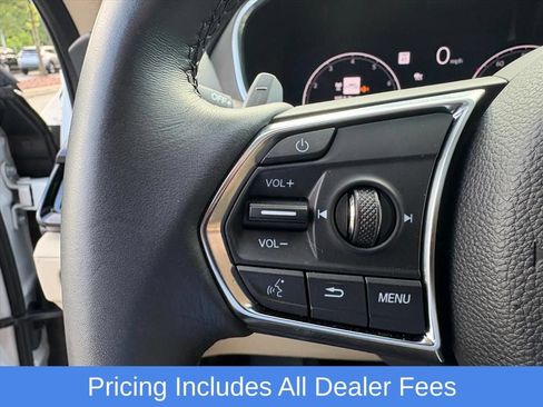 Used 2025 Acura MDX FWD w/ Technology Package image 12