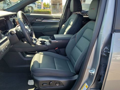 Used 2026 GMC Terrain AT4 w/ Technology Package II AWD/4WD image 19