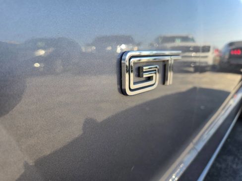 Used 2006 Ford Mustang GT Premium RWD image 25