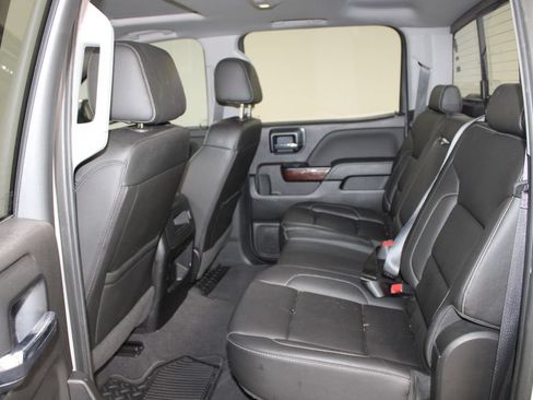 Used 2018 GMC Sierra 1500 SLT AWD/4WD image 19