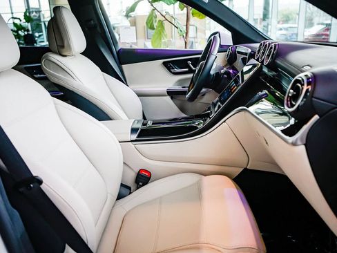 Certified 2025 Mercedes-Benz GLC 350e GLC 350e image 15