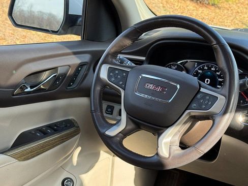 Used 2019 GMC Acadia Denali w/ Technology Package image 12