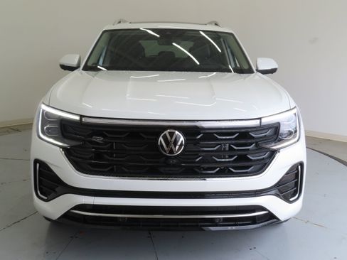 New 2026 Volkswagen Atlas SEL Premium R-Line AWD/4WD image 10