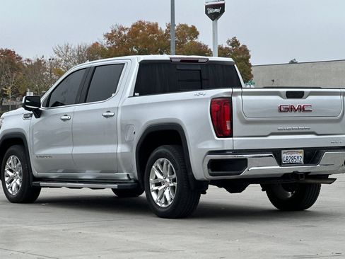 Used 2020 GMC Sierra 1500 SLT w/ SLT Premium Package image 4