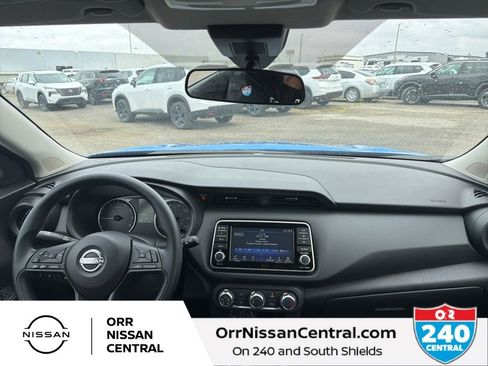 New 2025 Nissan Kicks Play S FWD image 19