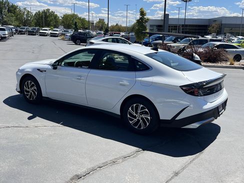Certified 2026 Hyundai Sonata Blue FWD image 11