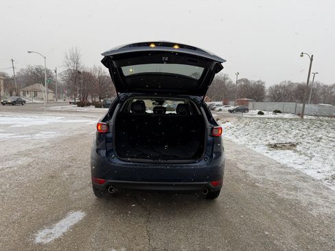 Used 2017 MAZDA CX-5 Touring image 8