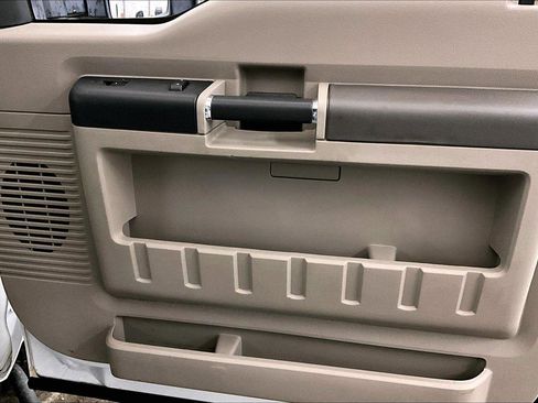 Used 2009 Ford F350 XL image 23