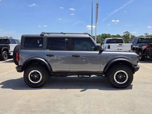 Used 2023 Ford Bronco Black Diamond w/ Sasquatch Package AWD/4WD image 4