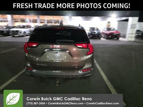 Used 2019 GMC Terrain SLT w/ Preferred Package image 5