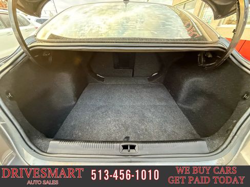 Used 2016 Chrysler 200 Limited w/ Convenience Group image 19