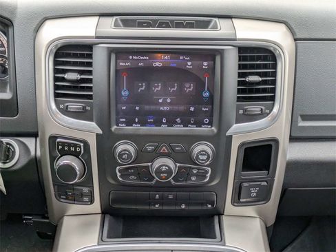 Used 2018 RAM 1500 Outdoorsman image 17