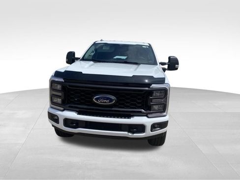 Used 2025 Ford F250 XL w/ STX Appearance Package AWD/4WD image 4