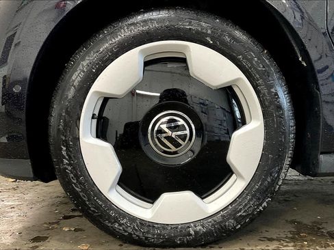 New 2025 Volkswagen ID. Buzz Pro S image 14