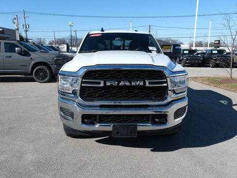Used 2024 RAM 3500 Tradesman w/ Chrome Appearance Group image 2