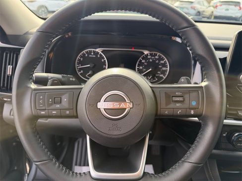 Used 2025 Nissan Pathfinder SV w/ Cargo Package image 15