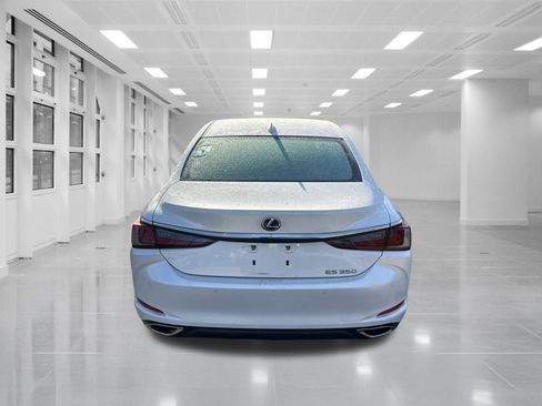 Used 2024 Lexus ES 350 w/ Premium Package image 6