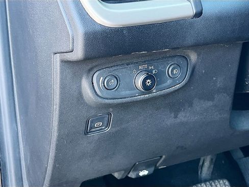 Used 2020 GMC Terrain Denali w/ Denali Premium Package image 10