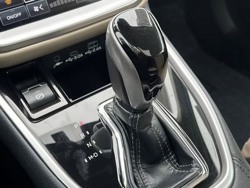 Certified 2024 Subaru Outback Limited image 25